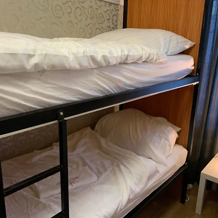 Helen U Namesti Miru Prague