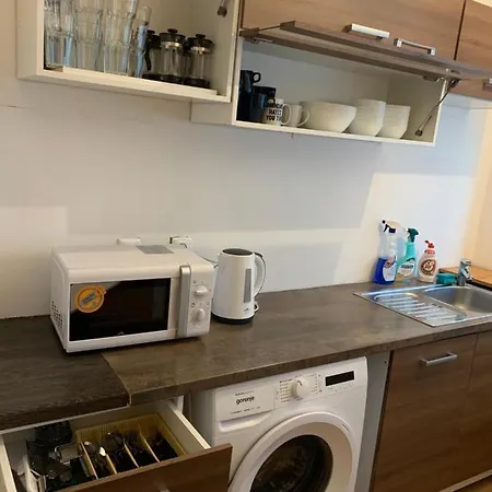 Hostel Helen U Namesti Miru Prag